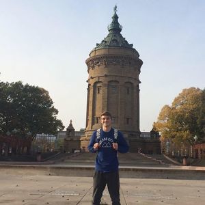 Meet your Posher, Ian